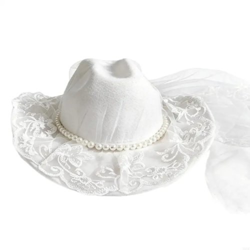 Cappello cowboy bianco con velo di perle per sposa — fedora stile matrimonio ed eventi speciali