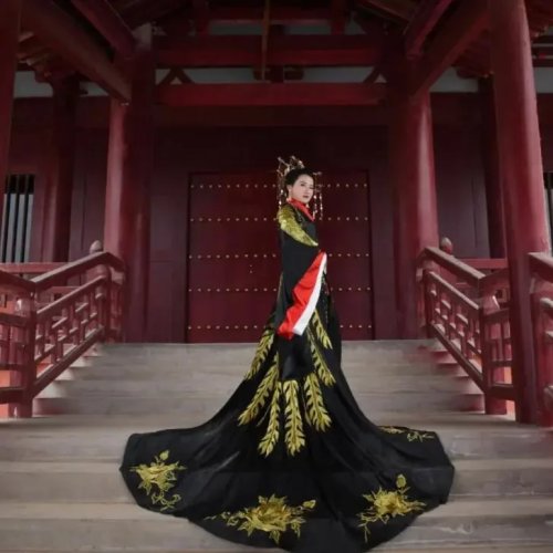 Hanfu nuziale stile cinese tradizionale di alta gamma su misura — set imperiale per imperatore e imperatrice