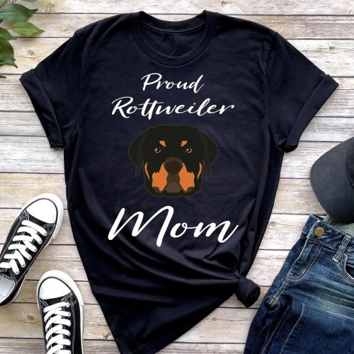 T-shirt Maman Rottweiler fière