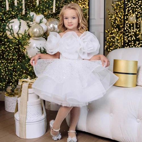 Vestido princesa para menina branco em tule com flores — para festa/aniversário