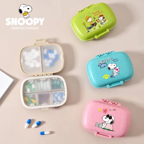 Контейнер для пігулок Snoopy, 8 відділень — міні органайзер для ліків і цукерок, портативний, мультяшний принт (kawaii), подарунок
