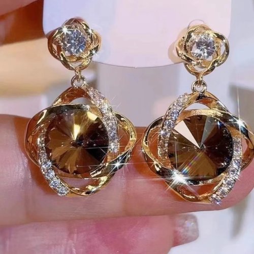 Koreanische 925er Silber-Stecker mit Kristallen, goldfarbene Blumen-Anhänger – trendige Damen-Ohrringe