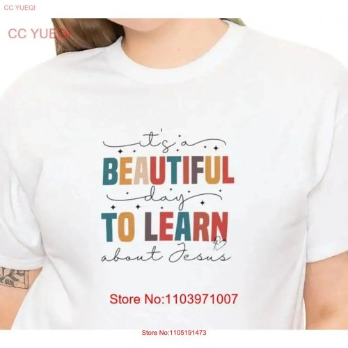 เสื้อยืดผู้ชาย 'Christian Teacher' สไตล์วินเทจฟอก ใส่สบาย แบบลำลอง เหมาะเป็นของขวัญเปิดเทอมหรือวันอาทิตย์ (คาทอลิก)