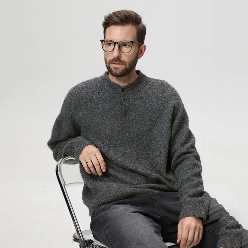 Maglione uomo BROWON 2026 stile 'Old Money', collo henley, filato ring-spun, vestibilità loose, maglia elegante
