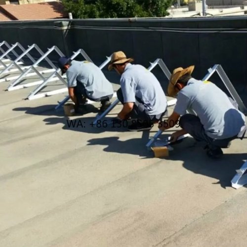 Suportes triangulares para painéis solares em telhado plano - Fácil instalação
