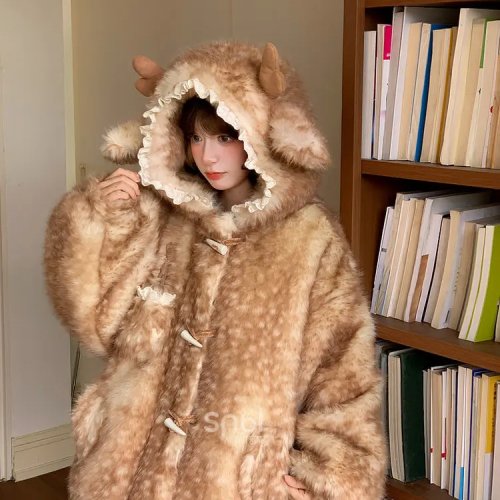 Cappotto donna in ecopelliccia con motivo cervo, bottoni effetto corno, taglio comodo e caldo, stile giapponese carino per l'inverno