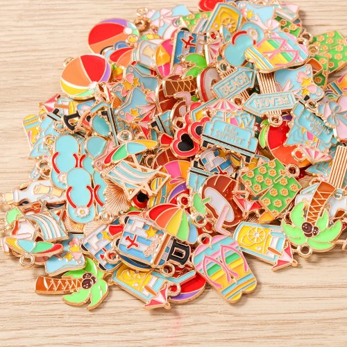 Pack 10 peças pendentes tema praia — óculos de sol, coco e frascos de areia para colares, brincos e pulseiras; ideal para fazer bijutaria