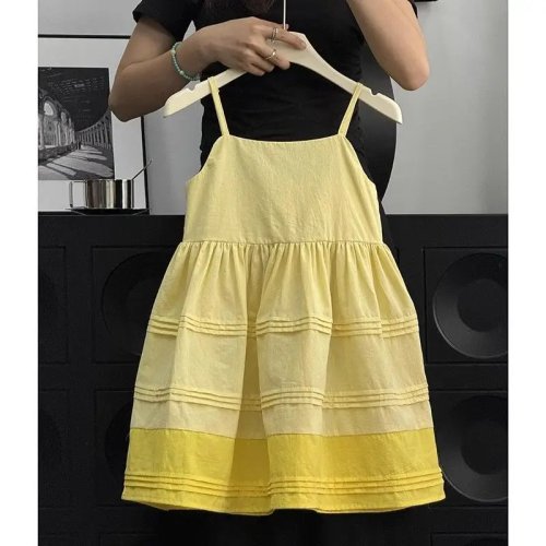 Gaun bayi perempuan musim panas, model tanpa lengan kuning dengan rok plisket