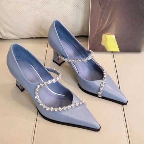 Escarpins femme à bride ornée de strass, talon aiguille fin, bout pointu, empeigne basse, semelle antidérapante