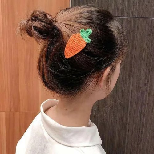フルーツ型ハンドメイドヘアクリップ（女の子用）— 3Dキッズヘアアクセサリー、旅行やお出かけにおすすめ