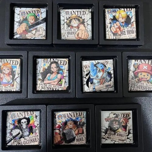 Imã de frigorífico One Piece Monkey D. Luffy em cerâmica com relevo — pôster 'Wanted' decoração cozinha anime