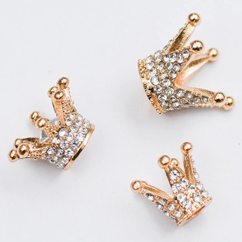 Mini corona de princesa con cristales para casita de muñecas, aleación dorada, 2/3 pzas – accesorio para muñecas