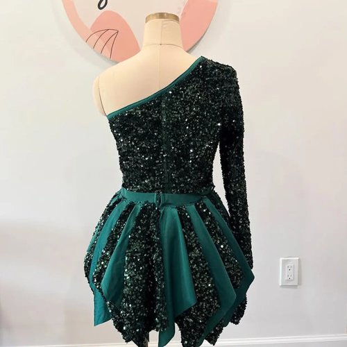 Glitzerndes Latin-Tanzkleid mit Strass — Sweet 15/16 / Quinceañera, Party- & Bühnenkostüm