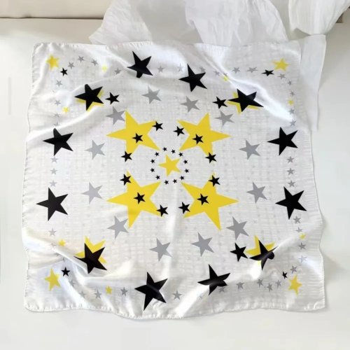 Petit foulard carré rétro motif étoiles et géométrie, style Y2K — bandana/serre‑tête