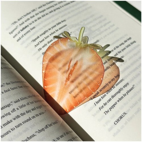 فواصل كتب شفافة على شكل فواكه – تفاح، عنب، طماطم؛ تصميم رقيق وفاخر، إكسسوار قراءة مميز، هدية للطلاب