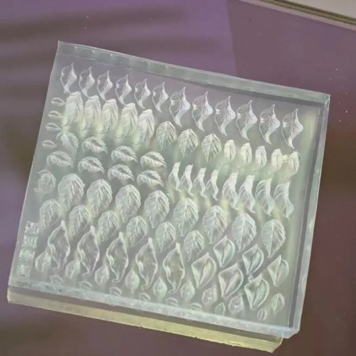 Molde de silicona 3D hoja mini para joyería — molde relieve hoja pequeña para resina, arcilla, colgantes y broches