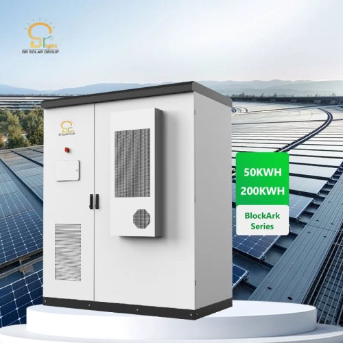 Industrieller LiFePO4 Solarspeicher – 100 kWh / 200 kWh, Außenschrank für Batterien