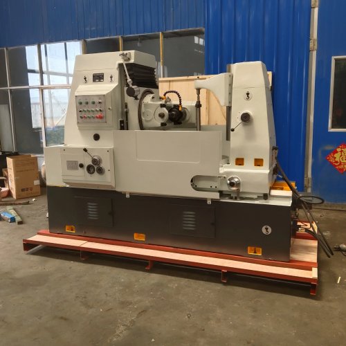 Máquina fresadora de engranajes (hobbing) Y3180 para diámetros grandes, módulo 10 — industrial