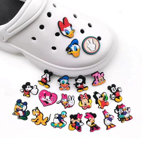 Móc trang trí giày Mickey & Minnie (DIY) — Phụ kiện trang trí sandal unisex, ý tưởng quà tặng sinh nhật