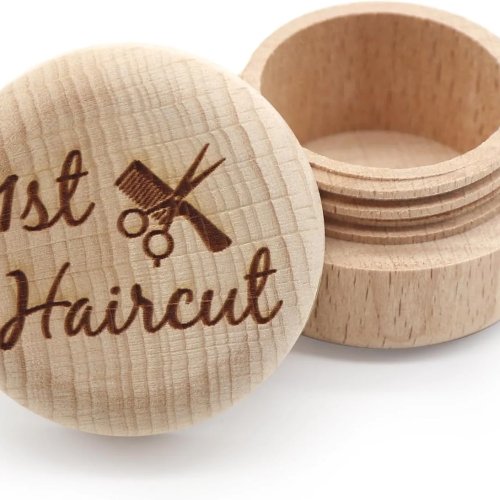 Boîte souvenir - première coupe de cheveux du bébé (5×5) — Coffret en bois gravé pour mèche de cheveux et souvenirs