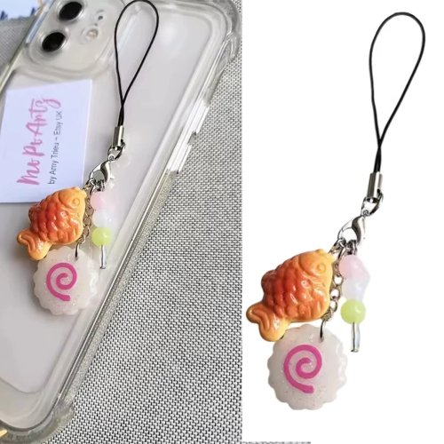 Cordino per cellulare acrilico rosa carino con charm calamaro arrotolato, taiyaki e narutomaki – portachiavi per borsa, idea regalo