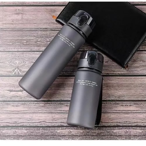 漏れないスポーツウォーターボトル（携帯用・ハイキング向け）400ml／560ml