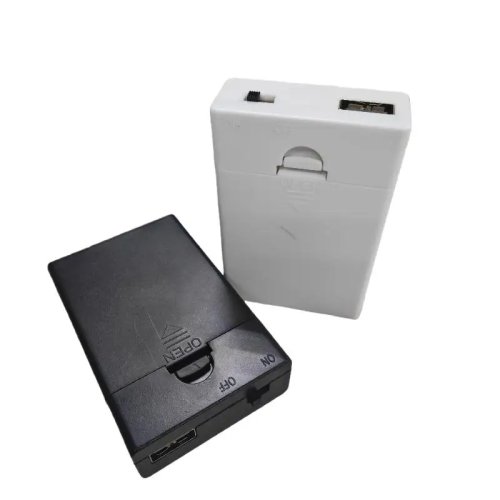 Boîtier pour 3 piles AA avec port USB, interrupteur et couvercle — boîtier pile 4,5V pour bricolage
