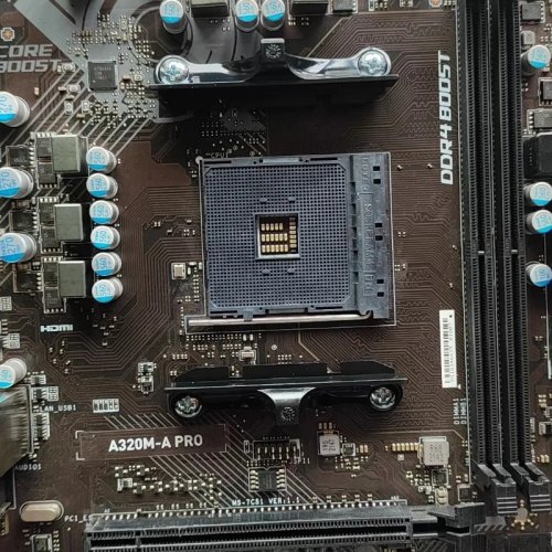中古 MSI A320M-A PRO マザーボード — A320チップセット、DDR4、AM4対応、HDMI・VGA