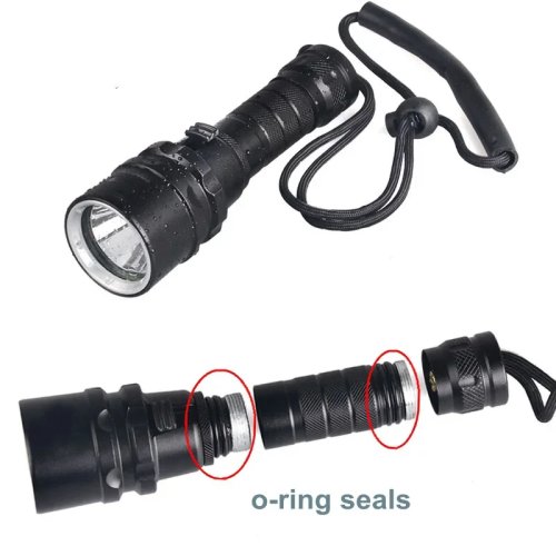 Banggood XML-L2 プロ仕様ダイビングライト CREE L2 LED 防水100m、18650対応