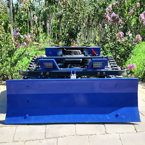 Custom 225cc Tracked Remote-Control Lawn Mower — 550mm Cutting Width, CE & EPA Certified