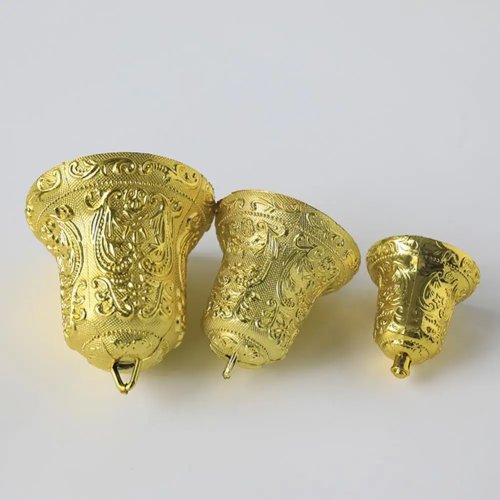 Clochettes suspendues dorées 6/8/10 cm (aspect laiton) avec trou de suspension — décorations de Noël texturées, déco de fête