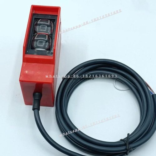 เซนเซอร์โฟโตอิเล็กทริกอินฟราเรดแบบสะท้อนกระจาย ปรับได้ รุ่น E3K100-DS100M1 ระยะ 0–6 ม.