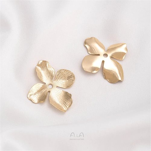 Capuz/capa para contas em forma de flor folheado a ouro 14K, feito à mão — pétalas e estames para brincos e bijuteria DIY