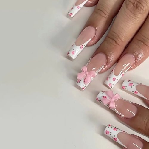 Conjunto 24 unhas postiças press-on French longas brancas com laço e pérolas