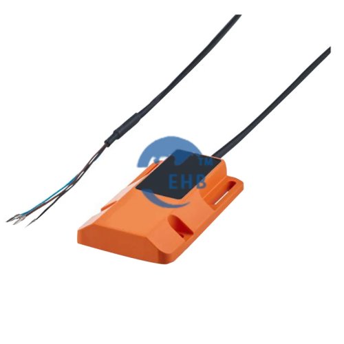 IW5051 誘導式近接センサー - 新品