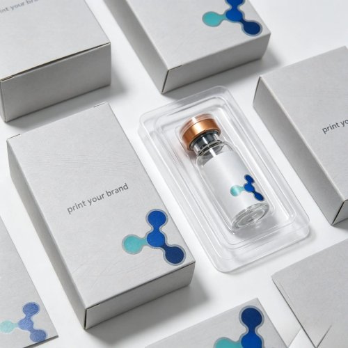 Label Vinyl Tahan Air dengan Logo Gulungan — Stiker Perekat Custom untuk Vial Kaca Peptida 3 ml / 5 ml / 10 ml — Grosir Pabrik