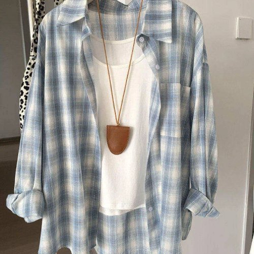 Chemise femme été à carreaux bleue — tissu léger, manches longues, coupe ample, protection solaire, col, style coréen, top casual pour le quotidien