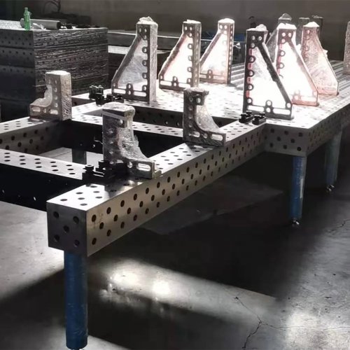 Bàn hàn 3D bằng gang đã nitrua (D16/D28) kèm bộ phụ kiện tiêu chuẩn — Dễ vận hành