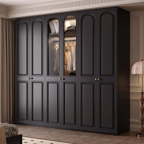 Clóset negro con puertas de vidrio — guardarropa organizador de ropa de lujo para recámara