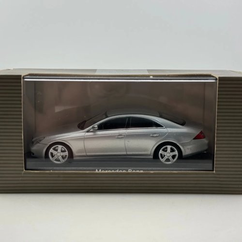 Металлическая модель Mercedes‑Benz CLS 1:43 (diecast) — коллекционная, для витрины, подарок
