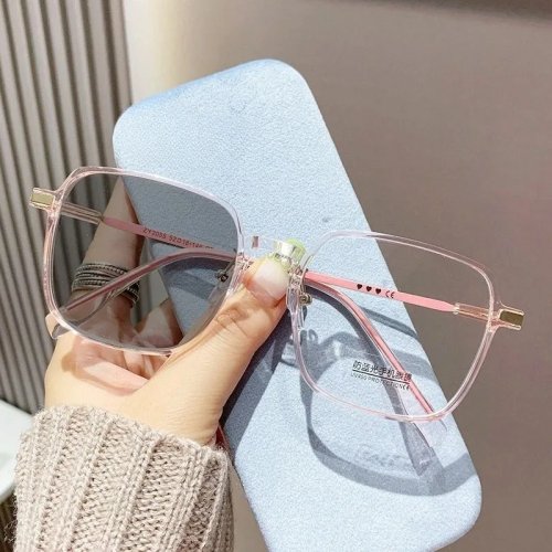 Damen photochrome Brille (selbsttönend) mit Blaulichtschutz, große pink/blau Farbwechsel-Fassung