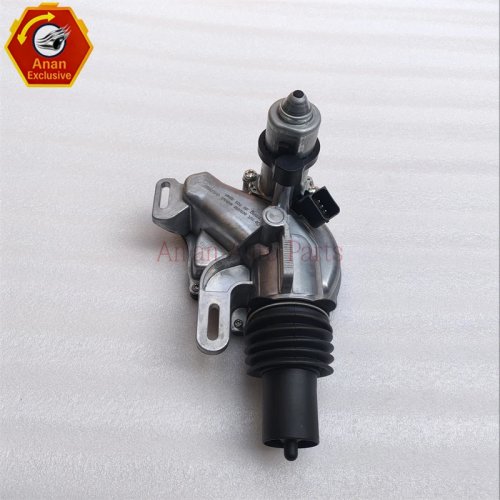 Cilindro ricevitore/attuatori frizione per Smart Fortwo 2009–2014 Cabrio/Coupé — A4512500062