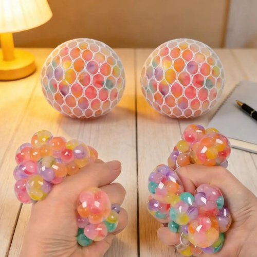 Bola squishy dengan manik pelangi — mainan anti-stres untuk anak & dewasa