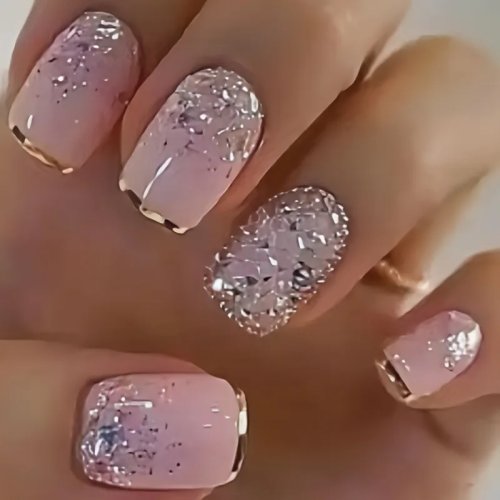 Unghie finte press-on rosa nude corte quadrate con glitter e bordo dorato – full cover donna