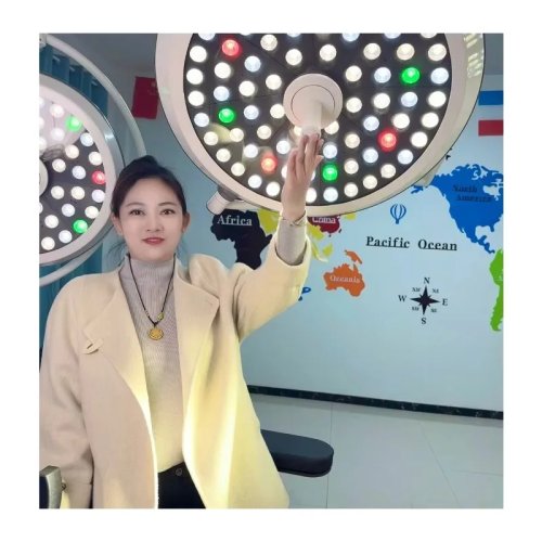 Lampa chirurgiczna LED do sali operacyjnej i stomatologii — lampa operacyjna bezcieniowa