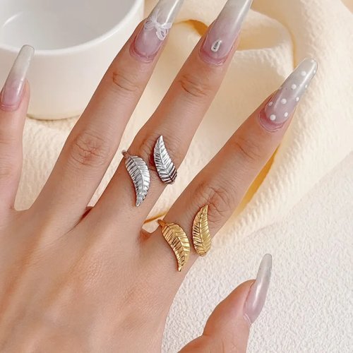 Anello regolabile a foglia in acciaio inox placcato oro 18K — Stile boho/INS europeo/americano, gioiello donna
