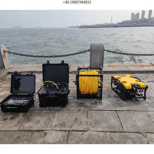 جهاز ROV تحت الماء بكابل 1080p FHD — محركات بدون فرشاة، إضاءة LED، تزويد طاقة 220 فولت مع تحكم عن بُعد، بدون بطارية، عمق غوص 300–600 م