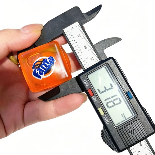 Schylling NeeDoh Nice Cube — Brinquedo anti-stress Super Squish sensorial para crianças e adultos