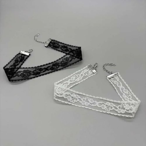 Vòng cổ choker ren ngắn cho nữ, đen/trắng — phong cách lãng mạn cho tiệc và làm quà