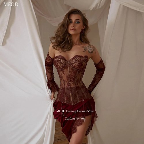 Burgundy sweetheart mermaid prom gown with detachable sleeves — short cocktail dress with lace appliqués, customizable